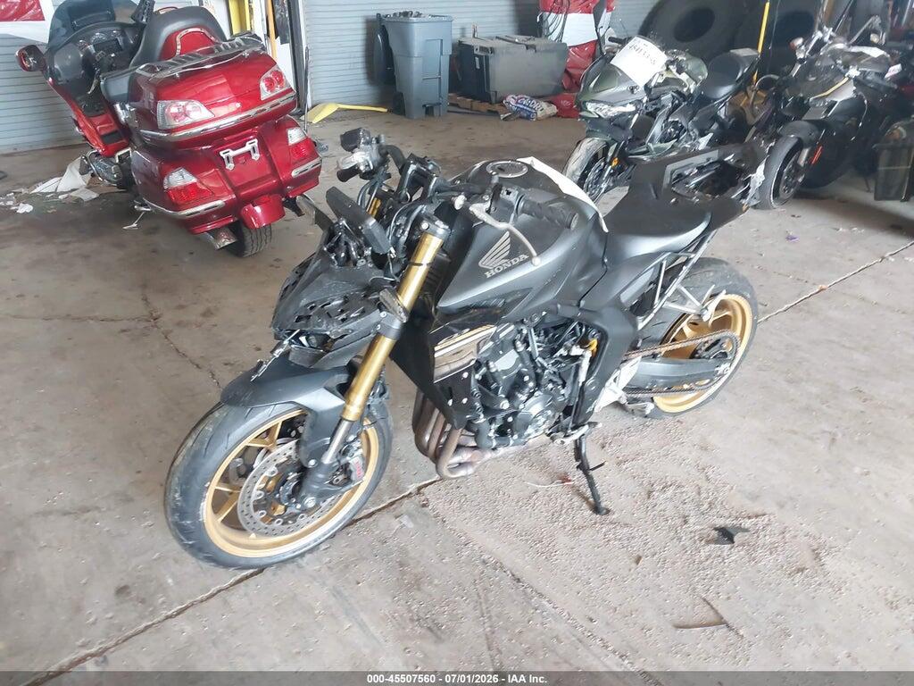 JH2SC8611SK000604 2025 HONDA CB1000 photo no. 2