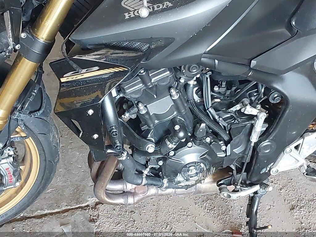 JH2SC8611SK000604 2025 HONDA CB1000 photo no. 9