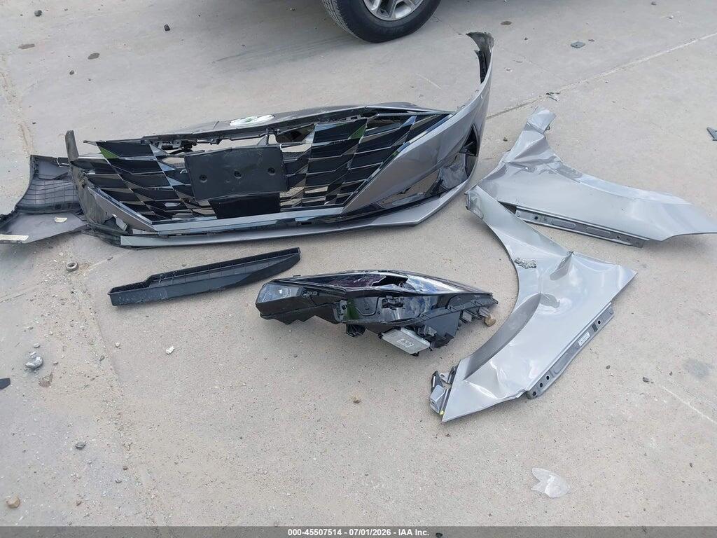 KMHLP4AG0PU507586 2023 HYUNDAI ELANTRA photo no. 12