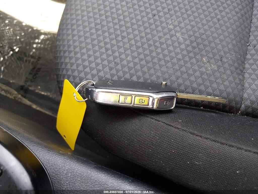 KNDJ23AU2P7870657 2023 KIA SOUL photo no. 11