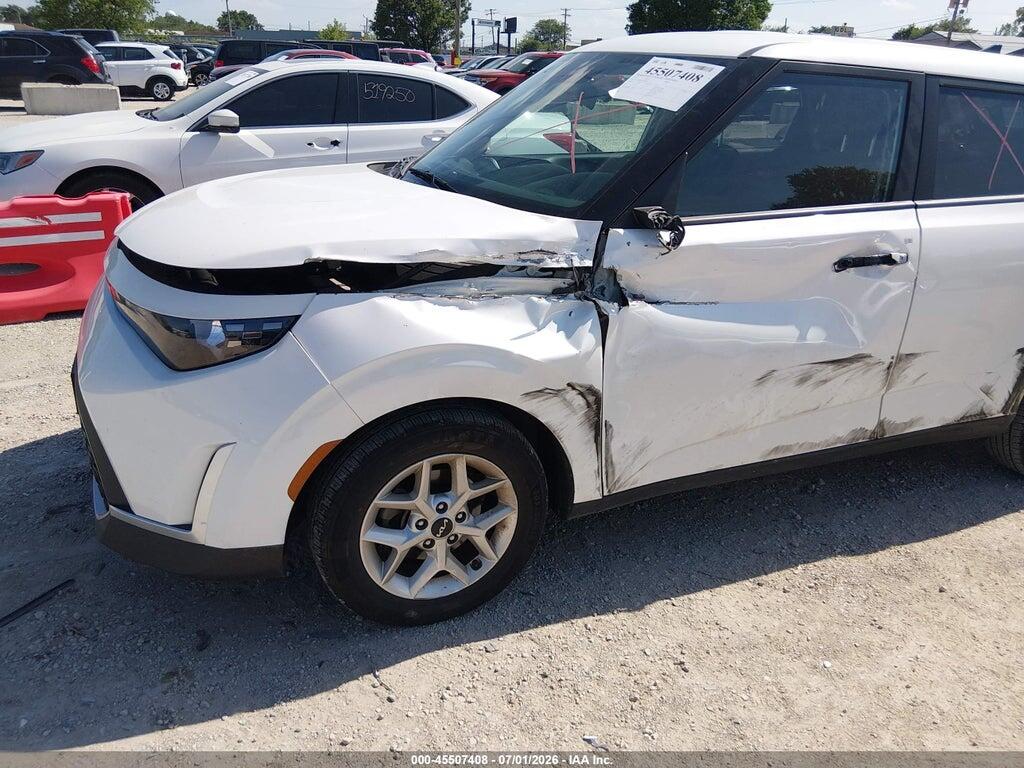 KNDJ23AU2P7870657 2023 KIA SOUL photo no. 6
