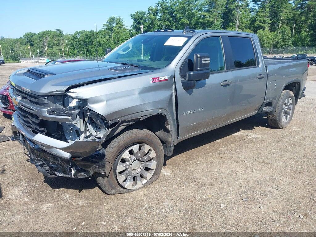 2GC4YME73R1126619 2024 CHEVROLET SILVERADO 2500HD photo no. 2