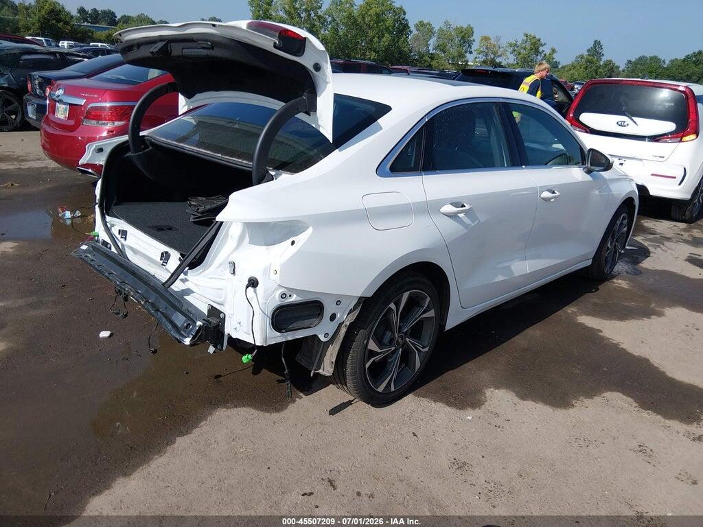 WAUGUDGY3NA020280 2022 AUDI A3 photo no. 4