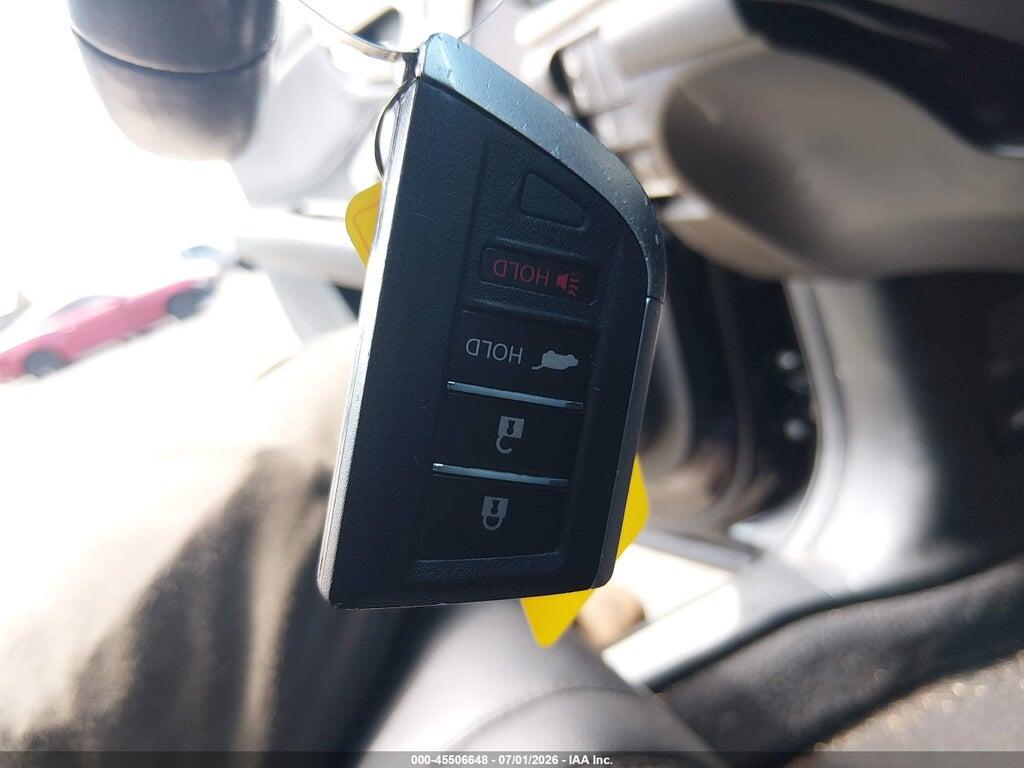 5J8TC2H37NL010398 2022 ACURA RDX photo no. 11
