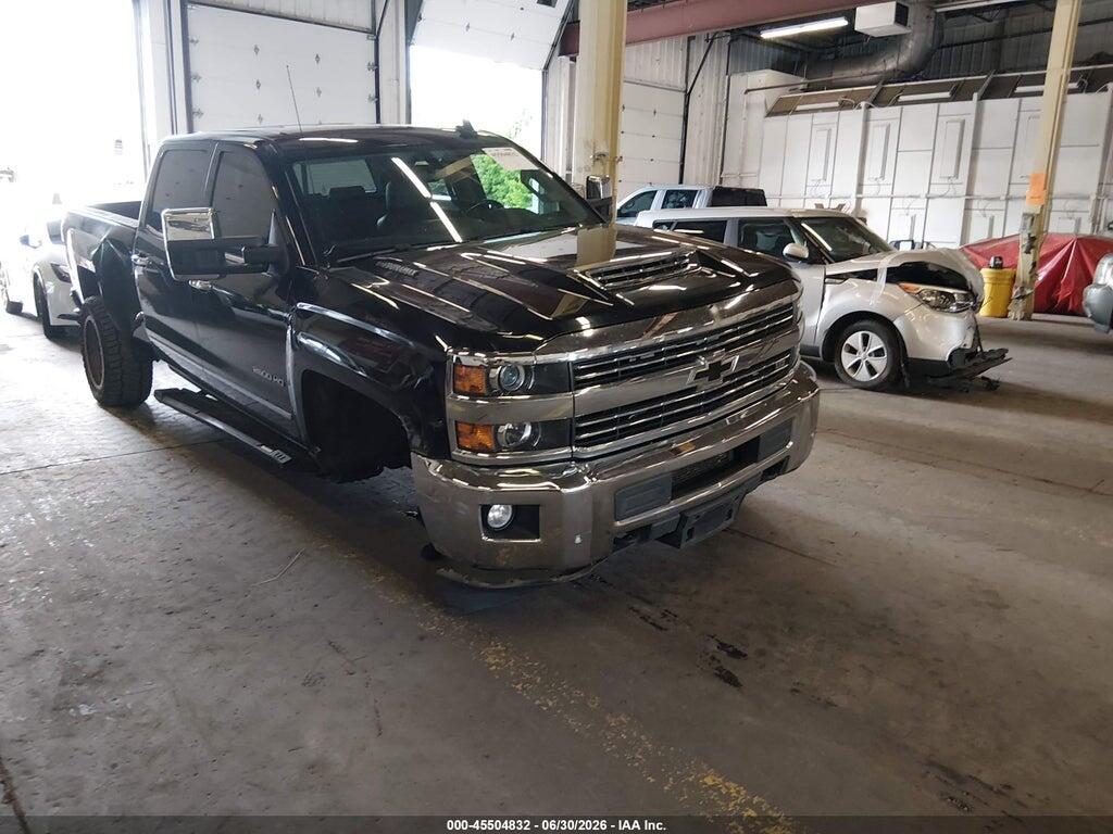 1GC1KWEY4JF230560 2018 CHEVROLET SILVERADO 2500HD photo no. 1