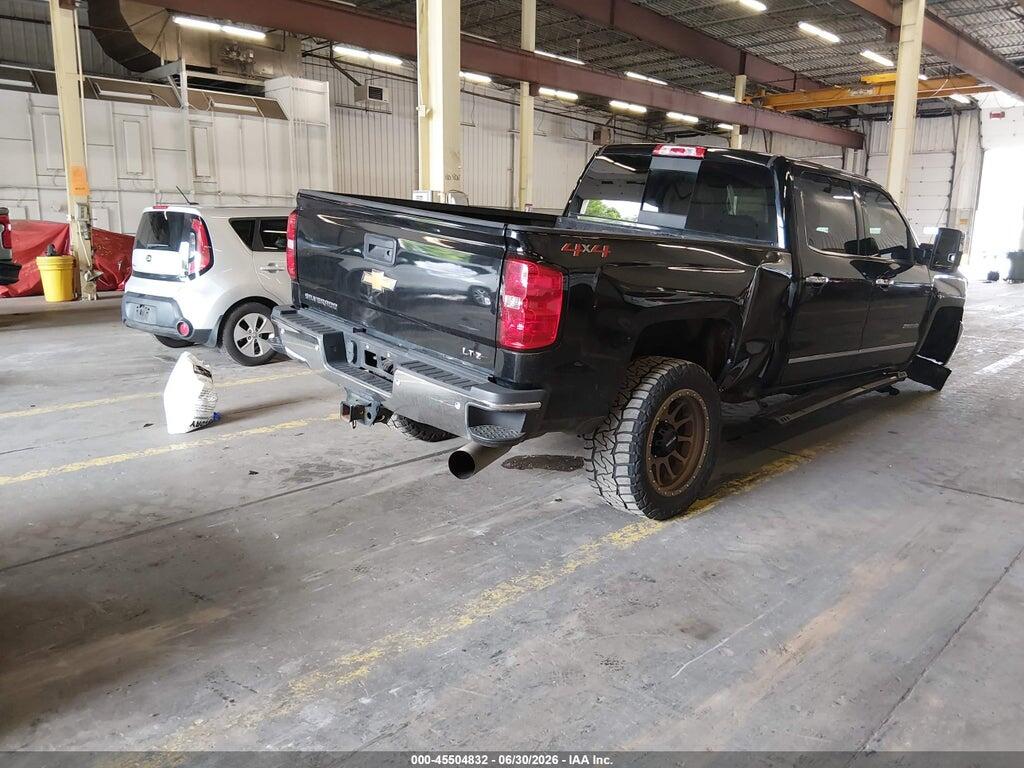 1GC1KWEY4JF230560 2018 CHEVROLET SILVERADO 2500HD photo no. 4
