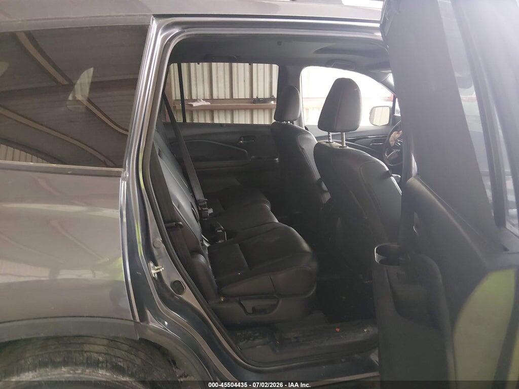 5FNYF8H08LB008566 2020 HONDA PASSPORT photo no. 8