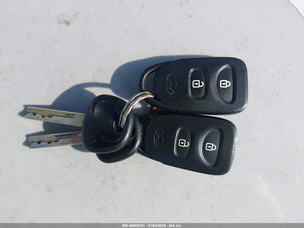 KMHCT5AE8GU270149 2016 HYUNDAI ACCENT photo no. 11