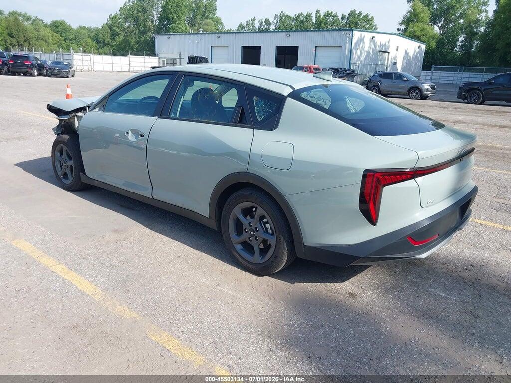 3KPFT4DE3SE145123 2025 KIA K4 photo no. 3
