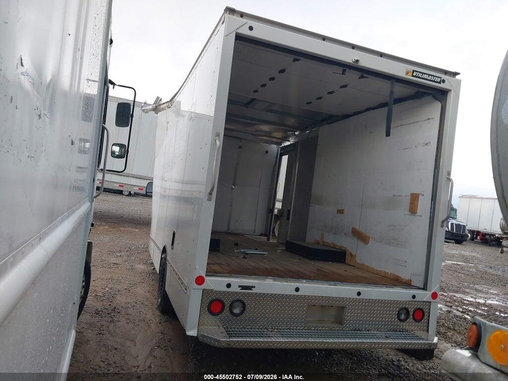 1FDWE3FN1NDC14183 2022 FORD E-350 CUTAWAY photo no. 3