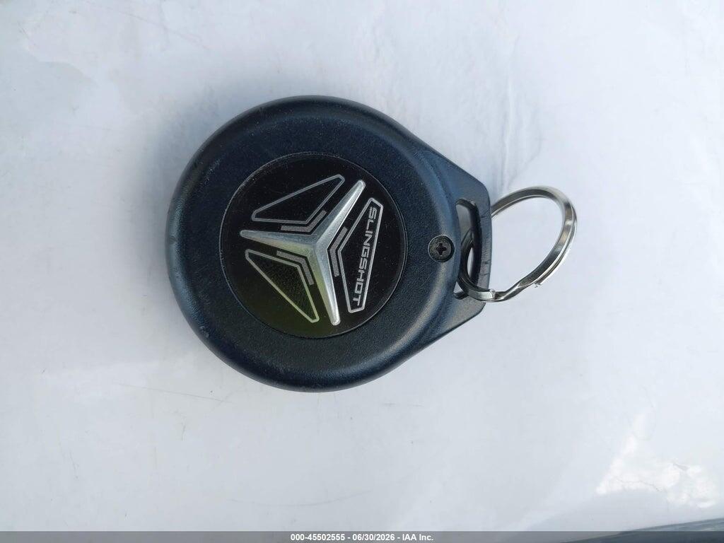 57XAAPGD8P8158205 2023 POLARIS SLINGSHOT photo no. 11