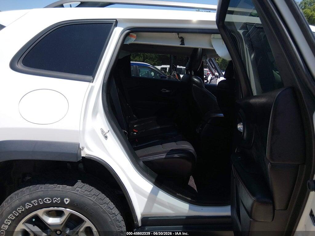 1C4PJMBN2KD148884 2019 JEEP CHEROKEE photo no. 8