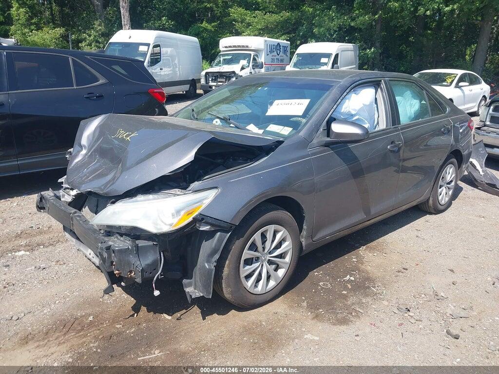 4T4BF1FK2GR564971 2016 TOYOTA CAMRY photo no. 2
