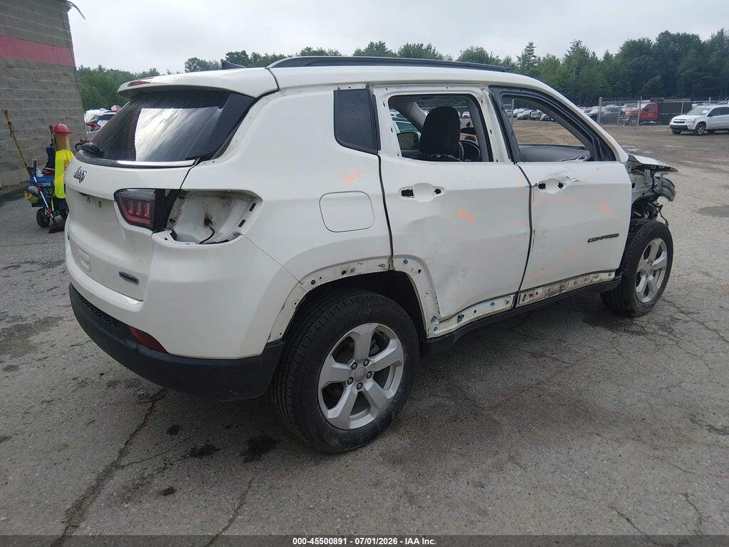 3C4NJDBB2KT839386 2019 JEEP COMPASS photo no. 4