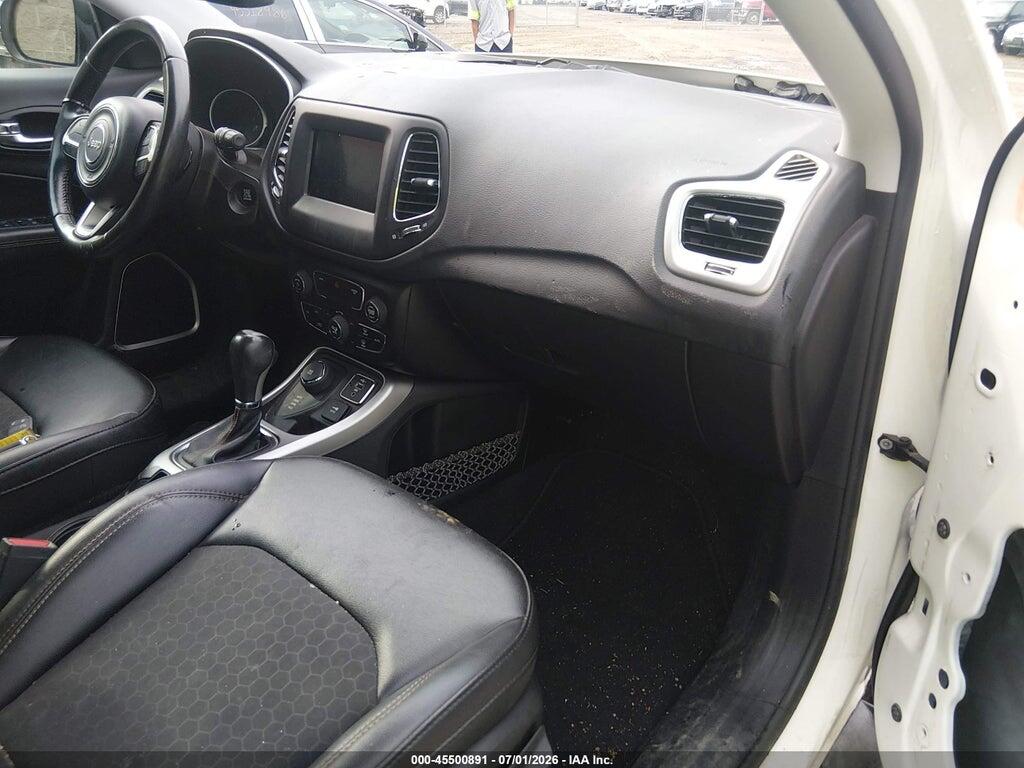 3C4NJDBB2KT839386 2019 JEEP COMPASS photo no. 5