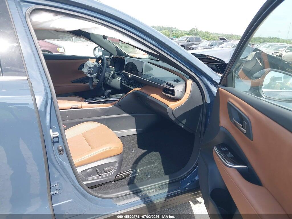 JTDACAAJ9S3022167 2025 TOYOTA CROWN SIGNIA photo no. 5