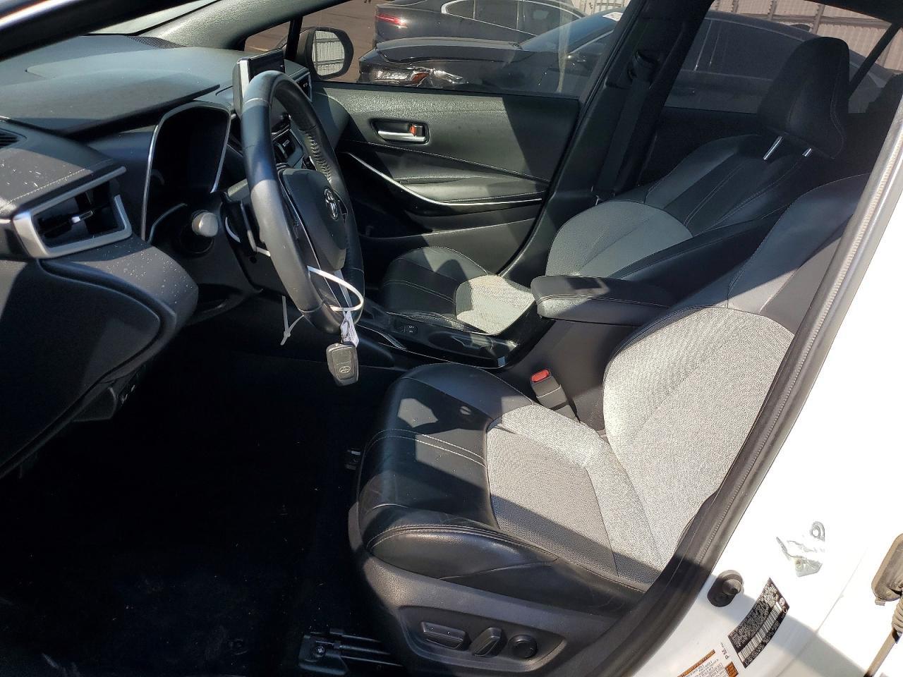 2021 TOYOTA COROLLA XSE — Фото 7 из 12