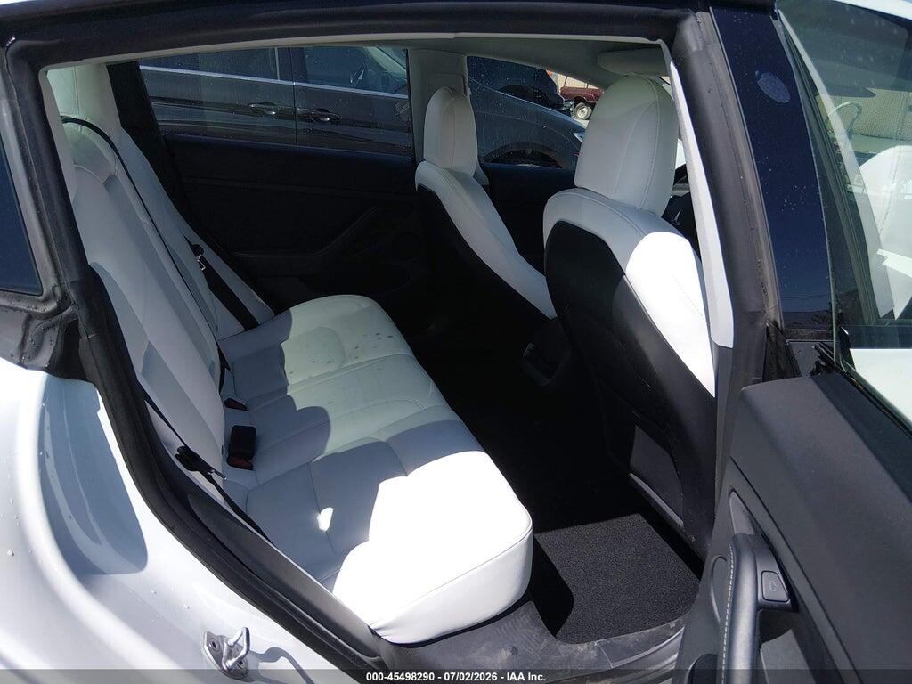 5YJ3E1EC4NF293403 2022 TESLA MODEL 3 photo no. 8