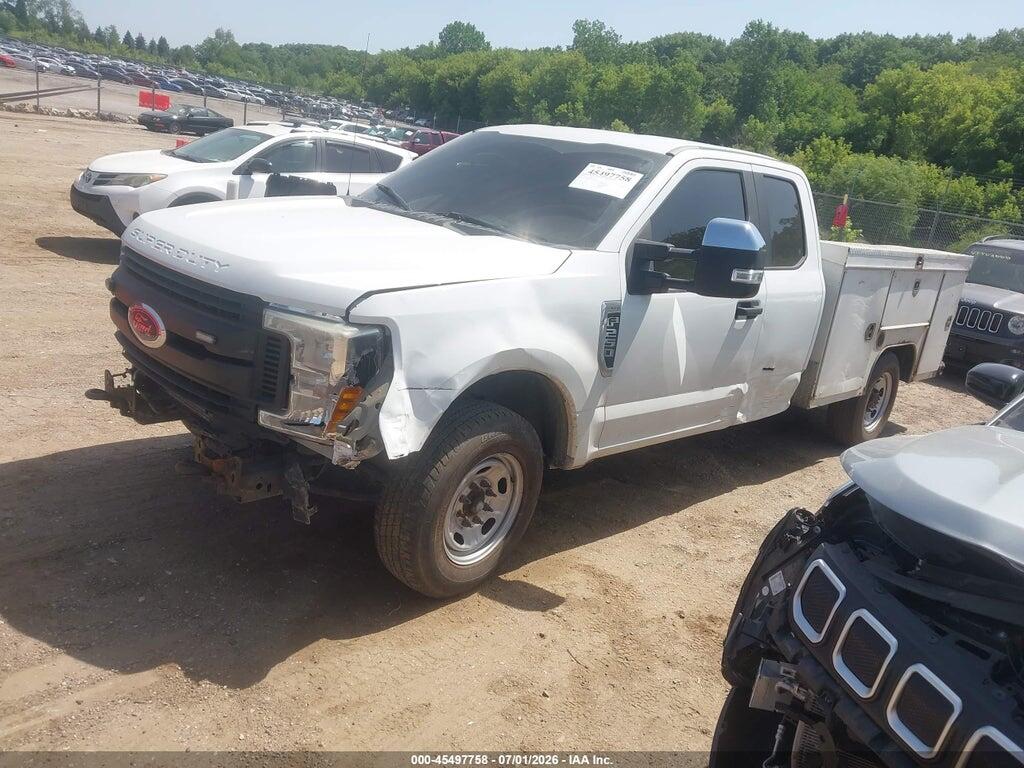 1FD7X2A62HEB15332 2017 FORD F-250 photo no. 2