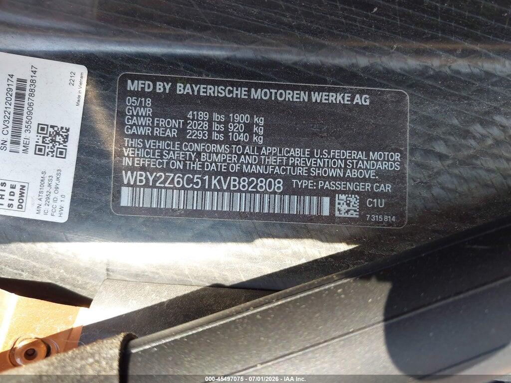WBY2Z6C51KVB82808 2019 BMW I8 photo no. 9