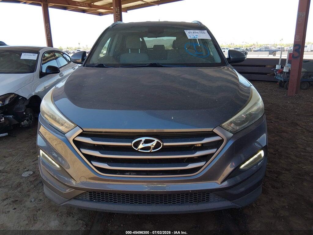 KM8J33A48GU180812 2016 HYUNDAI TUCSON photo no. 6