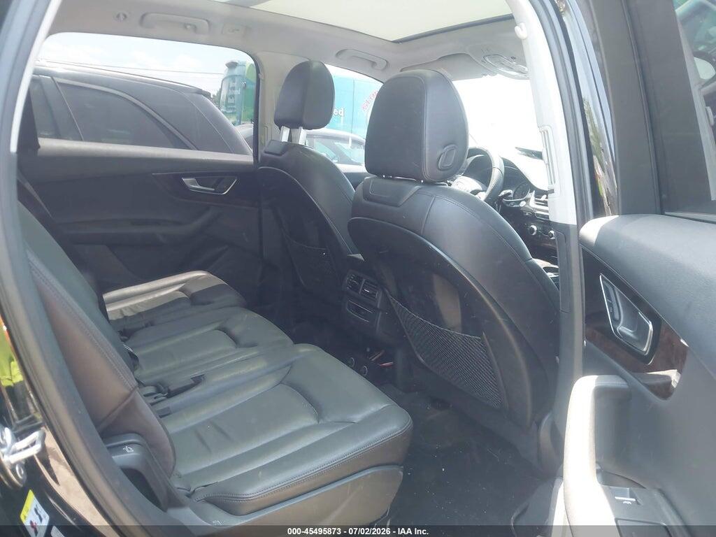 WA1LAAF73HD048126 2017 AUDI Q7 photo no. 8