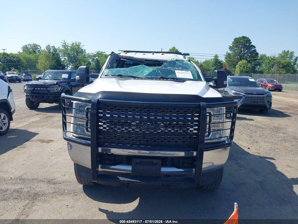 1FTBF3B68HEC19104 2017 FORD F-350 photo no. 12