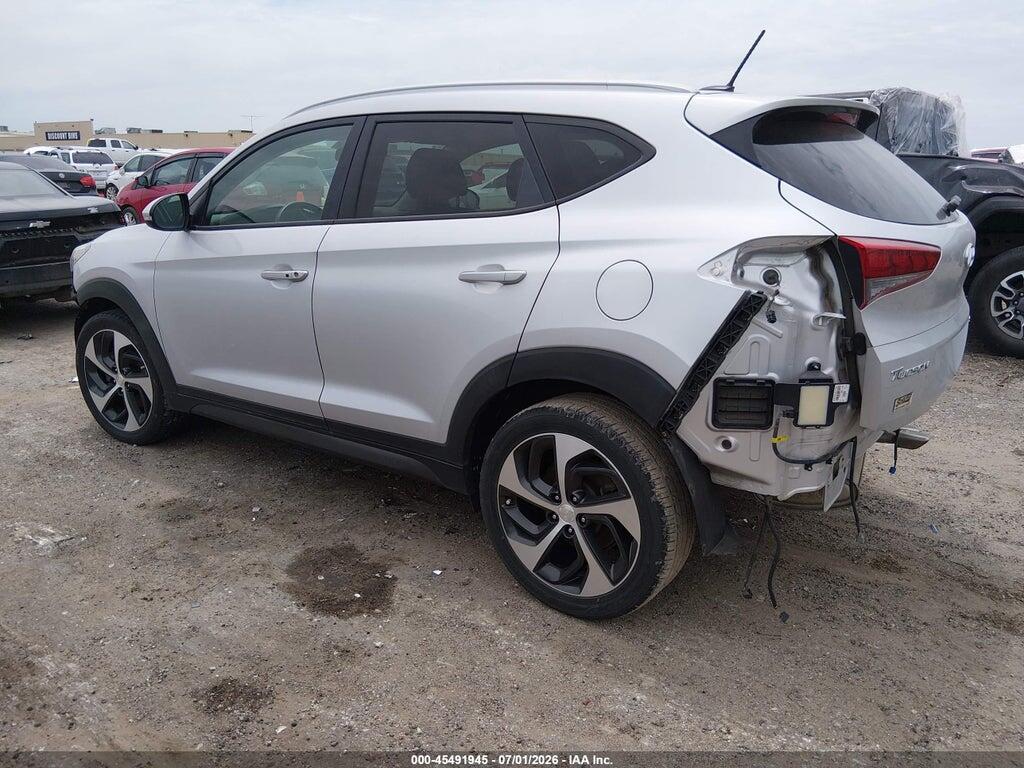KM8J33A21GU034976 2016 HYUNDAI TUCSON photo no. 3