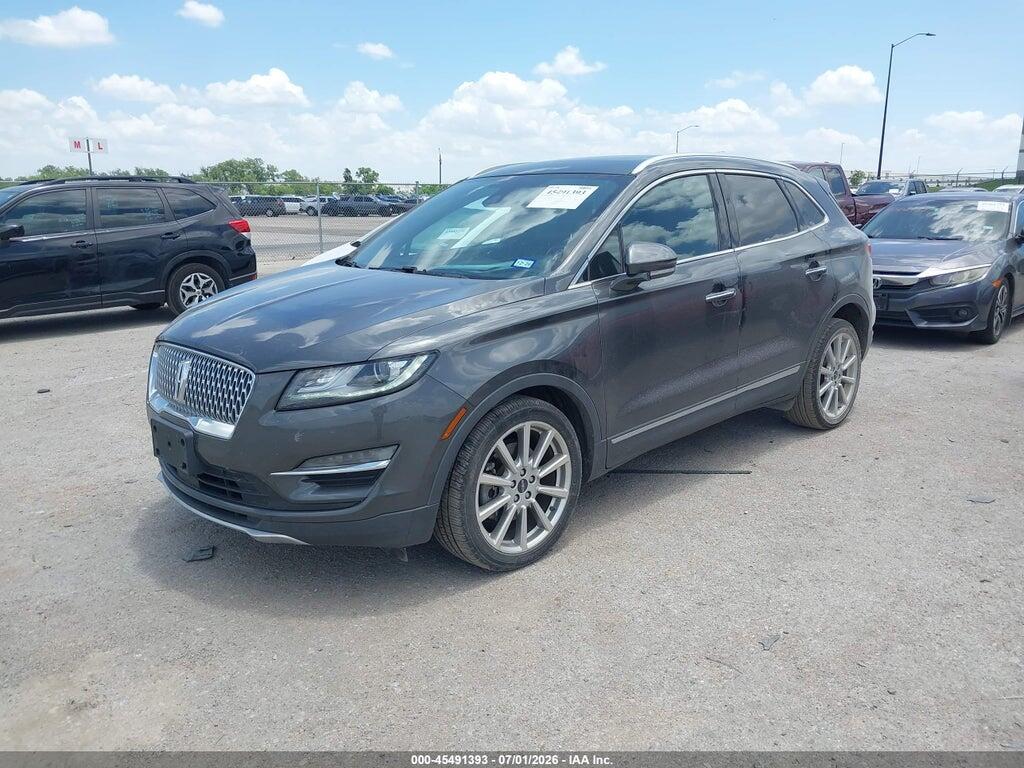 5LMCJ3C91KUL25945 2019 LINCOLN MKC photo no. 2