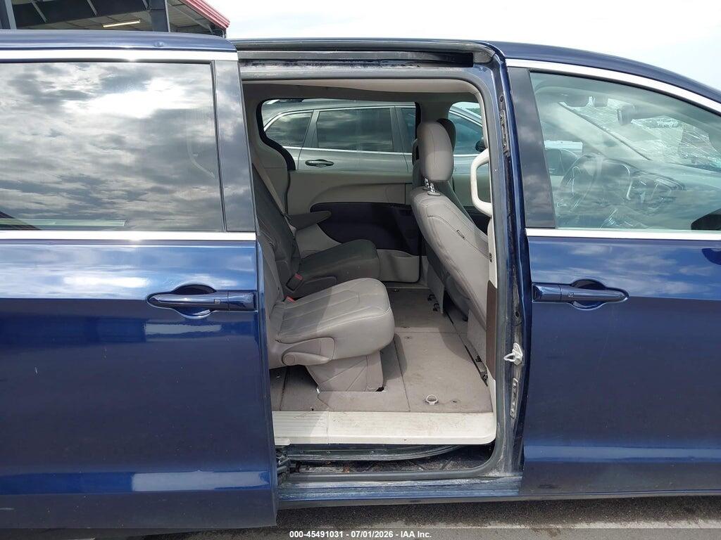 2C4RC1DG2HR578470 2017 CHRYSLER PACIFICA photo no. 8