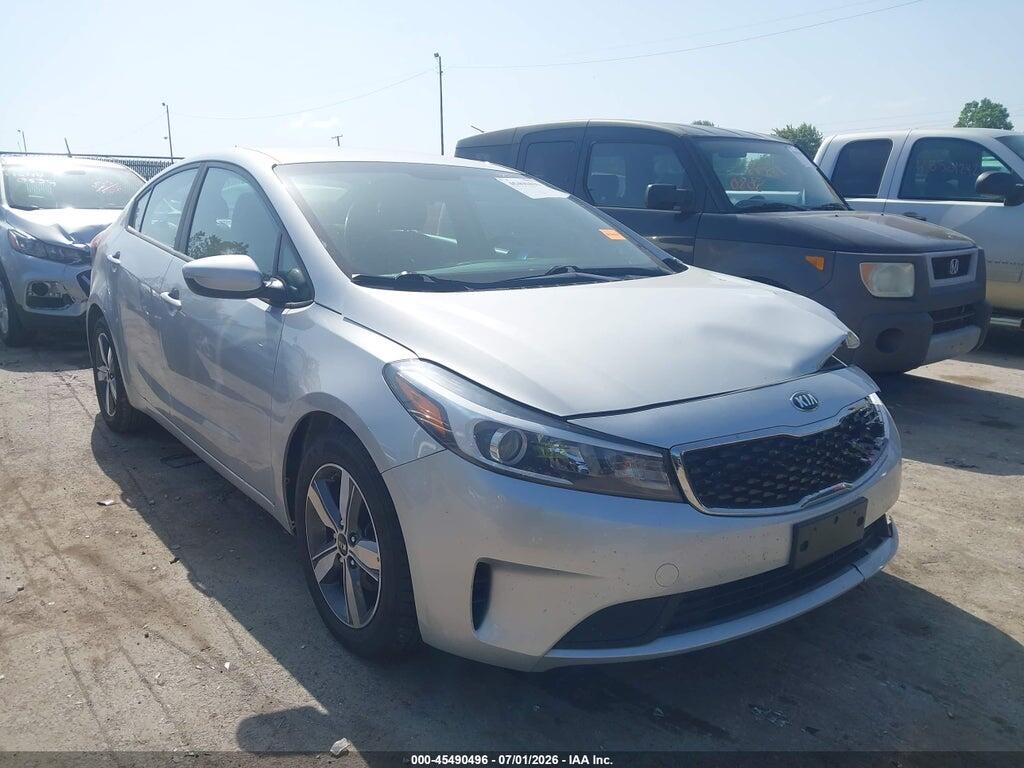 3KPFL4A79JE249801 2018 KIA FORTE photo no. 1
