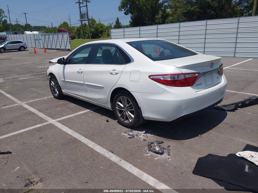 4T1BF1FK1GU136173 2016 TOYOTA CAMRY photo no. 3