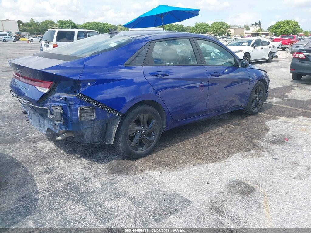 KMHLM4AG0PU374708 2023 HYUNDAI ELANTRA photo no. 4