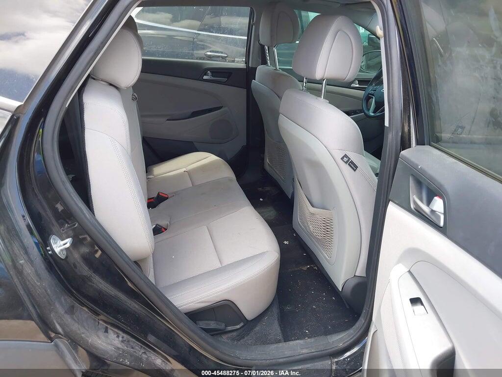 KM8J3CA25JU676799 2018 HYUNDAI TUCSON photo no. 8