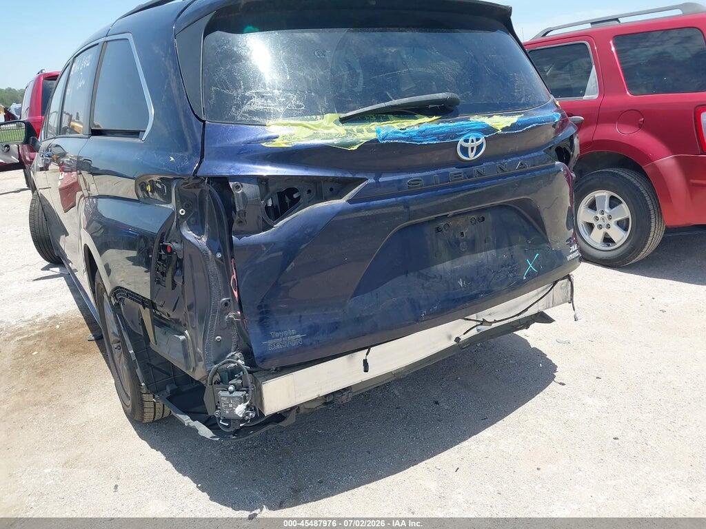 5TDYRKEC1PS145952 2023 TOYOTA SIENNA photo no. 6