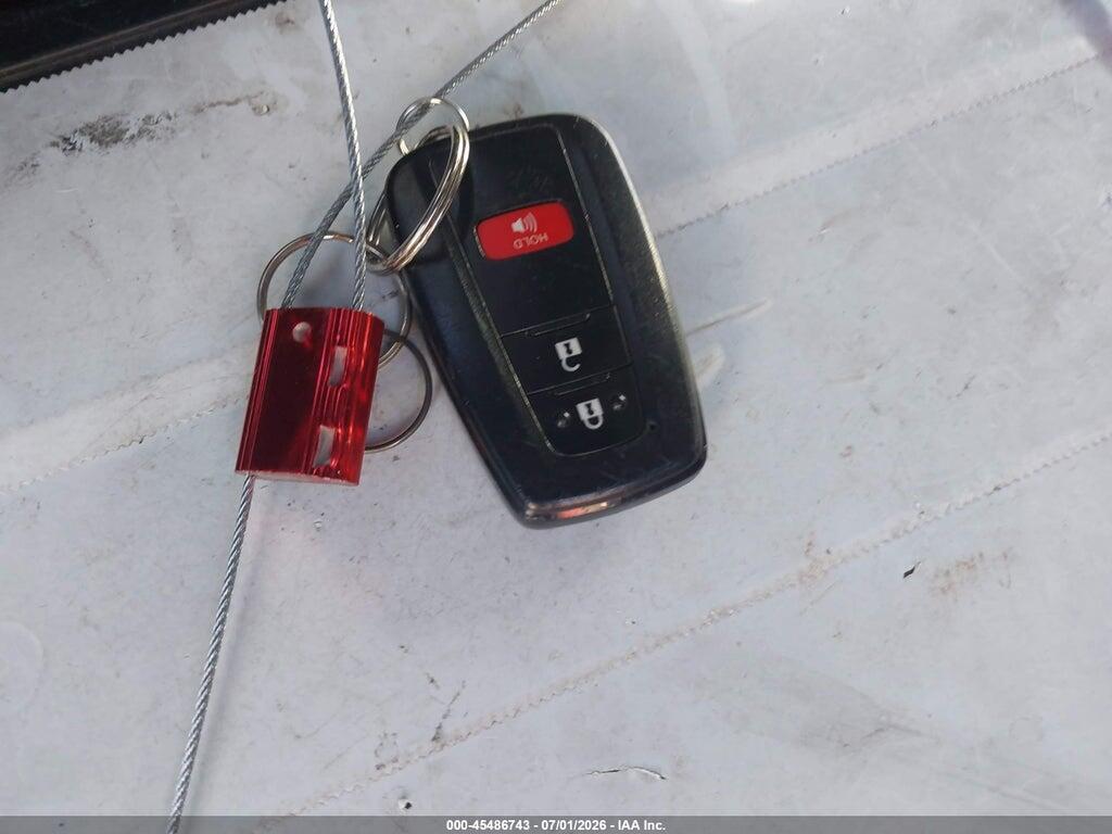 JTDKARFU3J3067132 2018 TOYOTA PRIUS photo no. 11