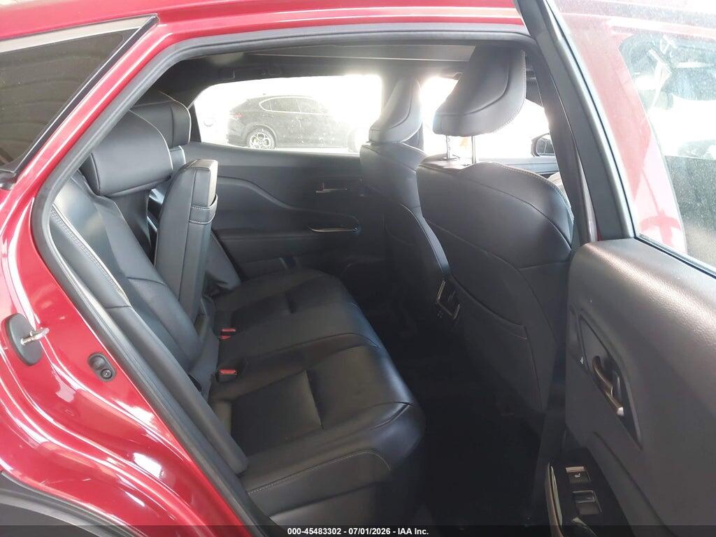 JTDAAAAF8R3026352 2024 TOYOTA CROWN photo no. 8