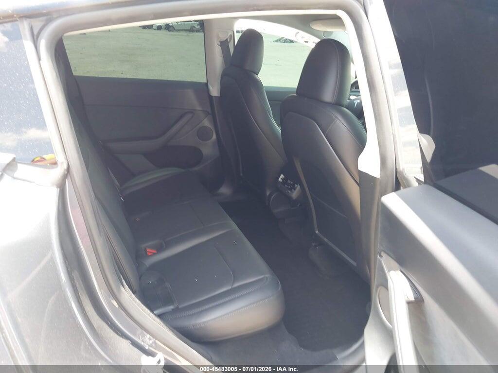 7SAYGDEE6RA217626 2024 TESLA MODEL Y photo no. 8
