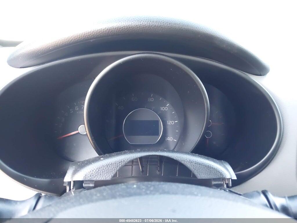 KNDJN2A2XG7325466 2016 KIA SOUL photo no. 7