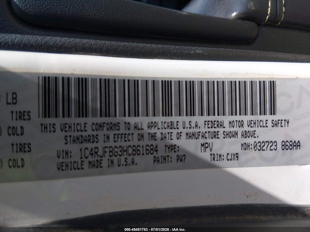 1C4RJFBG3HC861684 2017 JEEP GRAND CHEROKEE photo no. 9