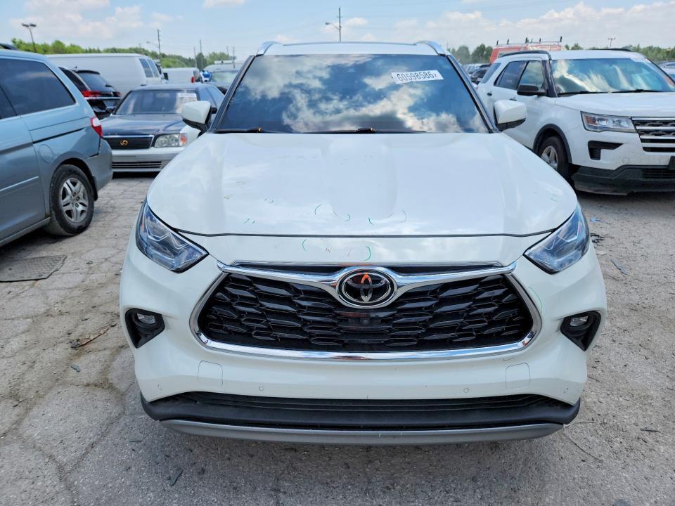 2021 TOYOTA HIGHLANDER PLATINUM — Фото 5 из 13