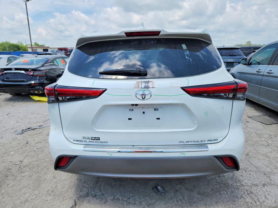 2021 TOYOTA HIGHLANDER PLATINUM — Фото 6 из 13
