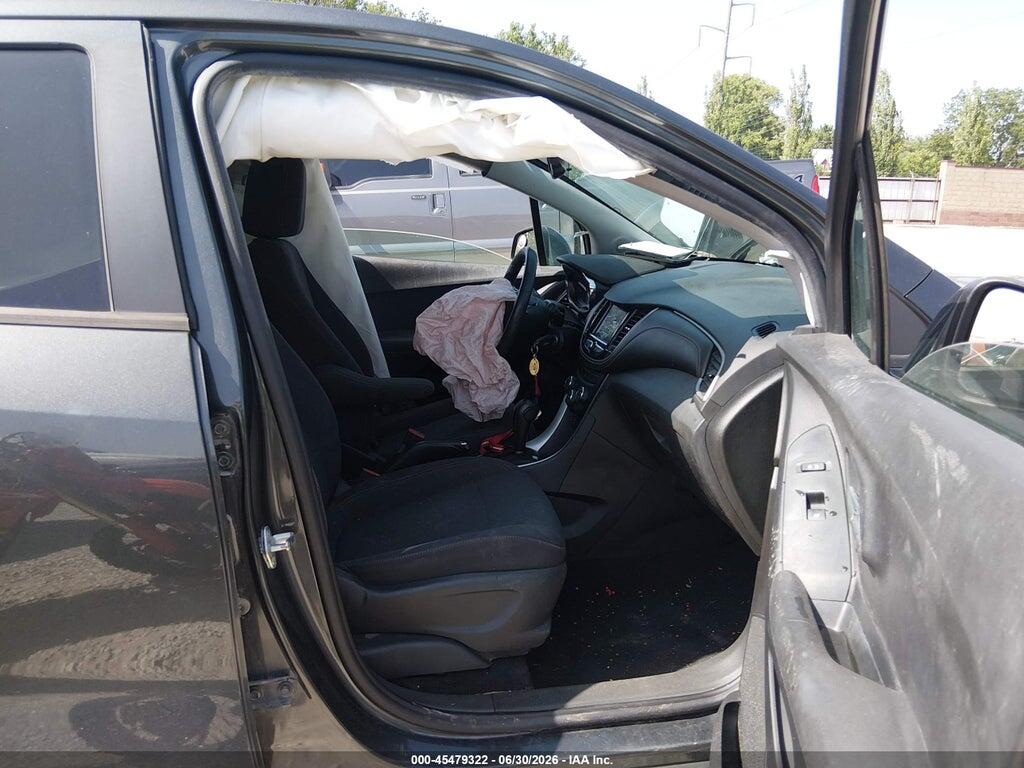 3GNCJKSB2LL175773 2020 CHEVROLET TRAX photo no. 4