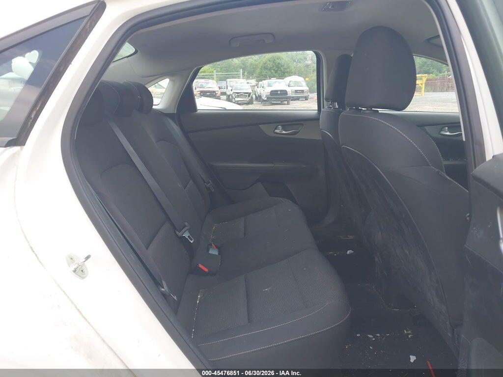 3KPF24AD7KE097785 2019 KIA FORTE photo no. 8