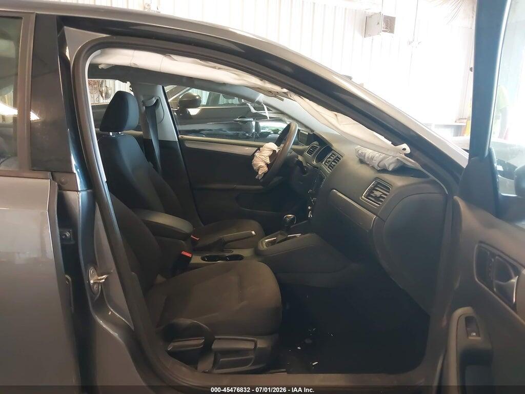 3VWD67AJ5GM347974 2016 VOLKSWAGEN JETTA photo no. 5