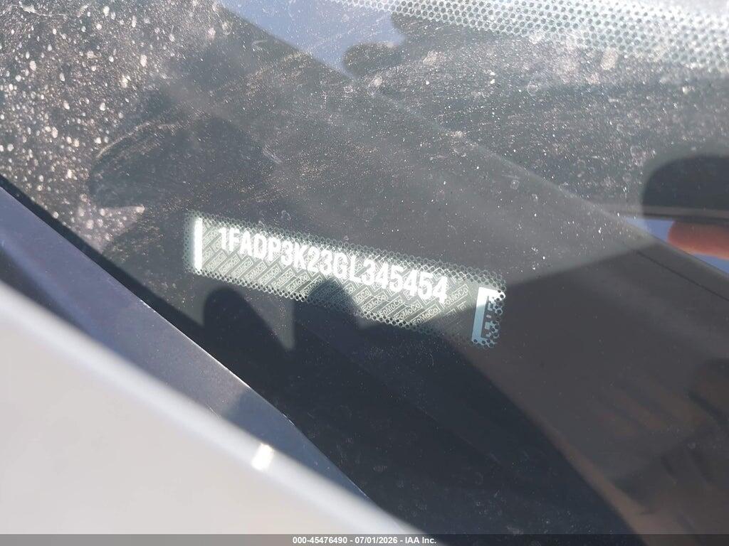 1FADP3K23GL345454 2016 FORD FOCUS photo no. 9