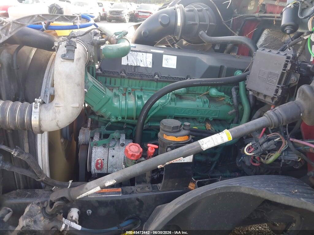 4V4NC9EH2LN235284 2020 VOLVO VNL photo no. 9