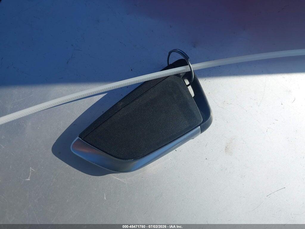 3MW69CW03T8F92929 2026 BMW 330I photo no. 11
