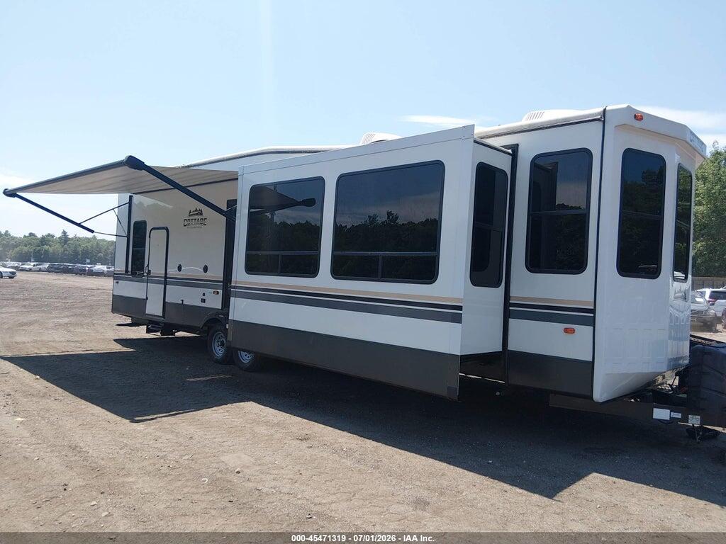 2021 CEDAR CREEK OTHER 4X4TCRS29MS228316