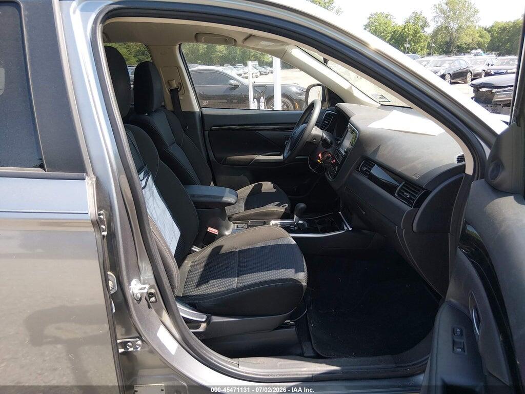 JA4AD2A30KZ053769 2019 MITSUBISHI OUTLANDER photo no. 5